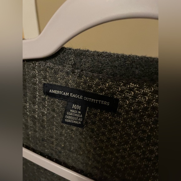 American Eagle cardigan - Picture 2 of 2